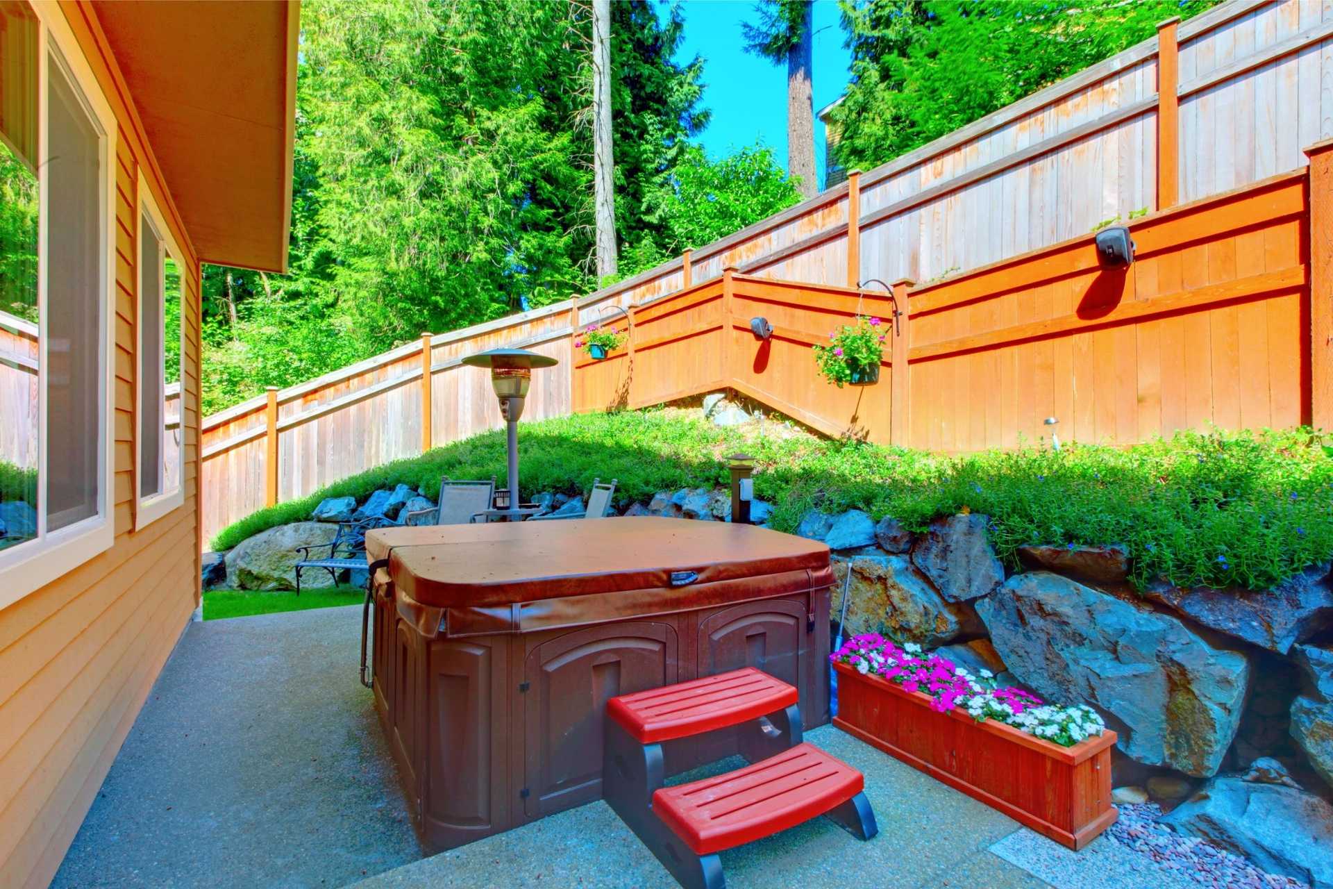 the best time to buy a hot tub