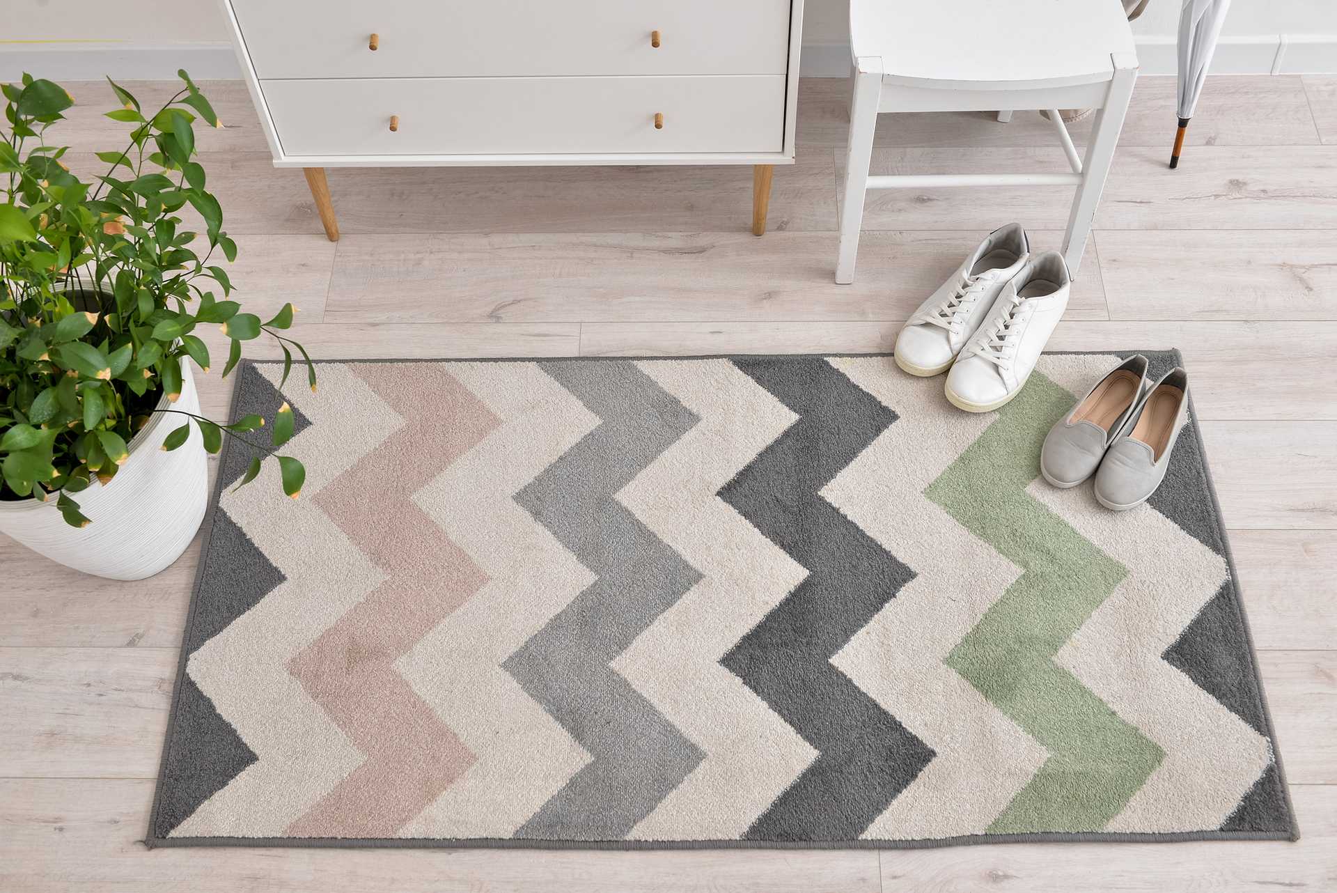 the best time to buy area rugs