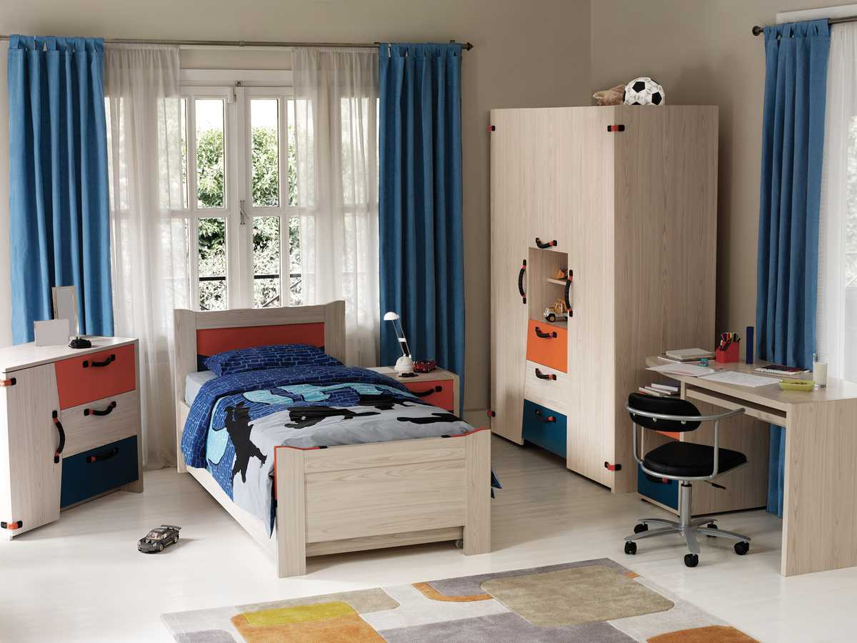 Kids' blue bedroom