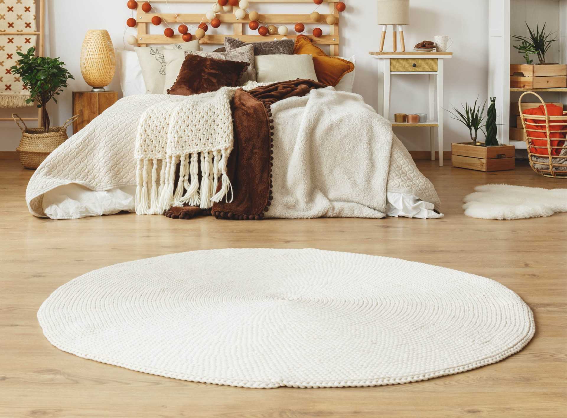 the best time to buy rugs